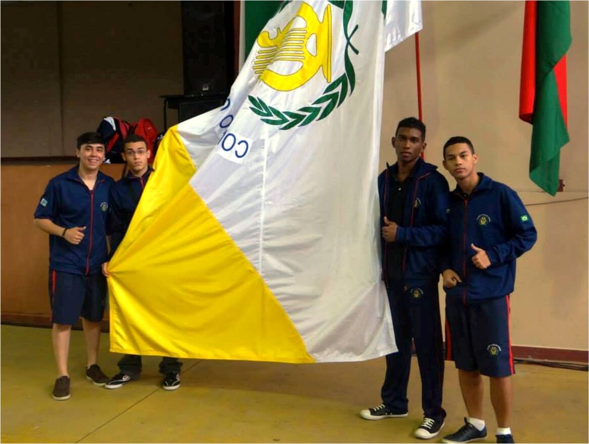 Intercâmbio no Colégio Carlos Gomes