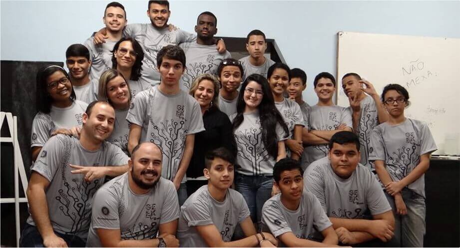 Estudantes ensino médio Carlos Gomes